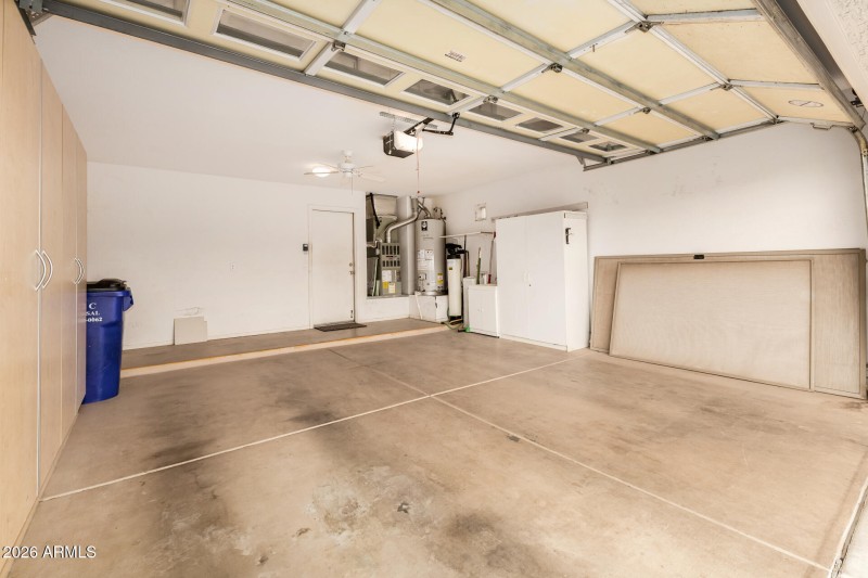 38 Extended 2-Car Garage