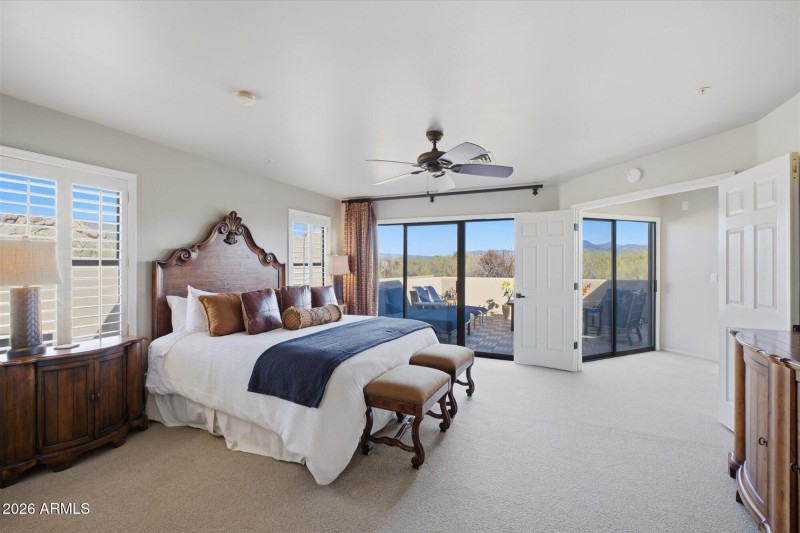 Upstairs Primary Suite