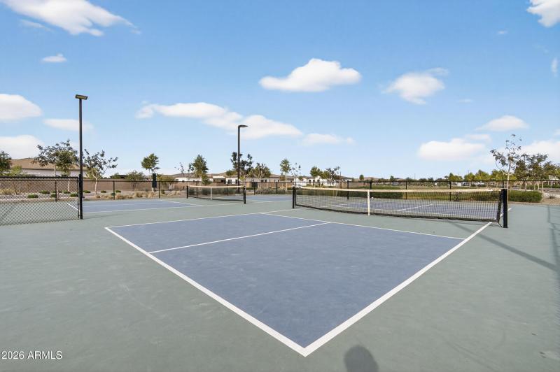 70_185_a4m_kmcmn (1)