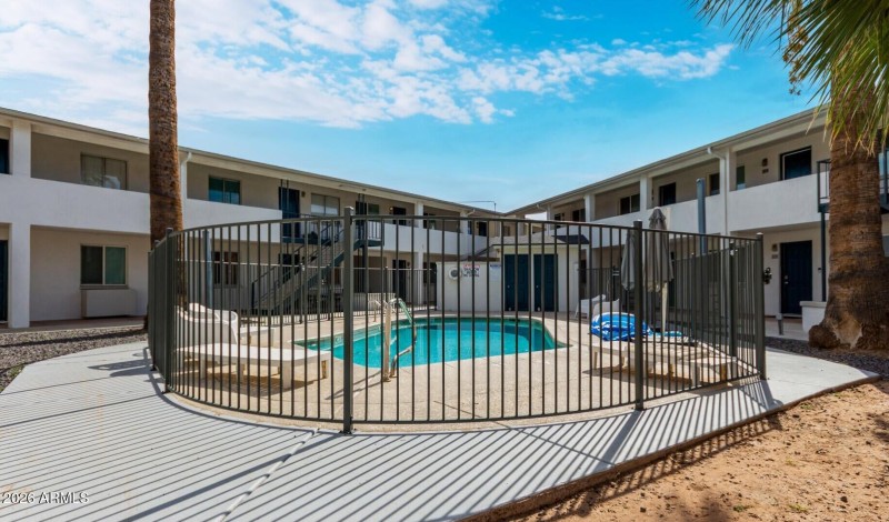 20251104143736882794000000-o