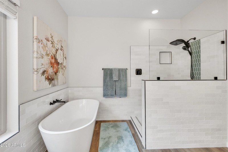 38_primary bath.png