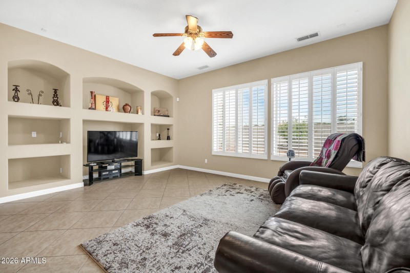 13006 W Colter-3_(2048)