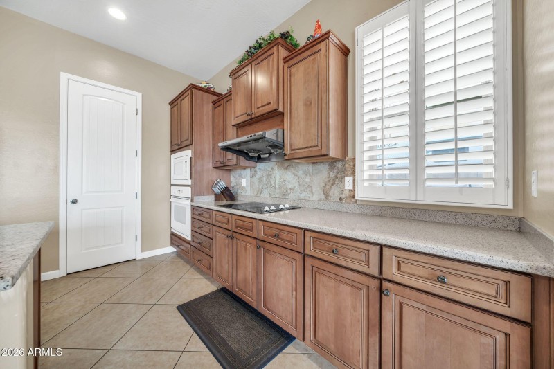 13006 W Colter St-18