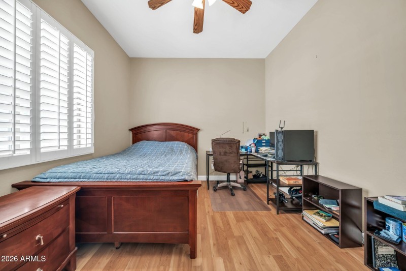 13006 W Colter St-38