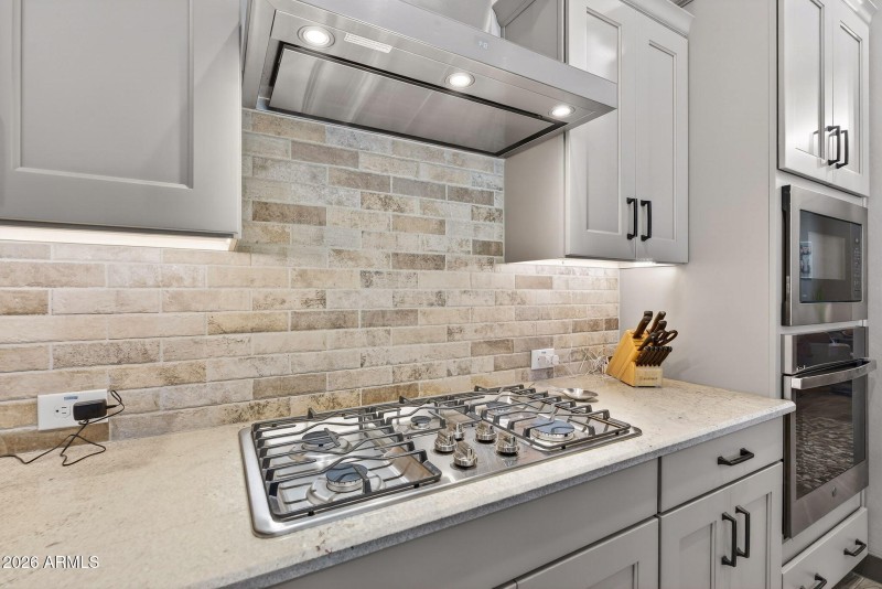 21-web-or-mls-19E Skousen St