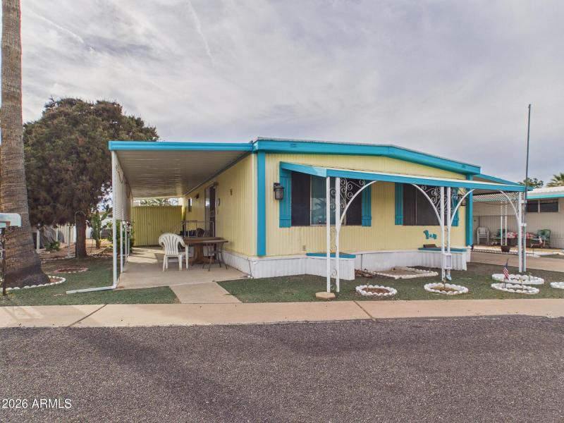 CAM03379G0-PR0179-STILL015