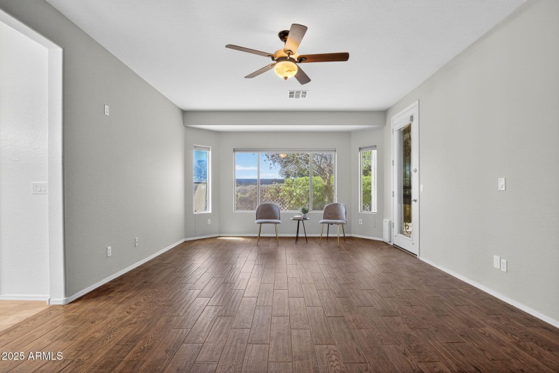 28-web-or-mls-028_083_a4m_CCTM