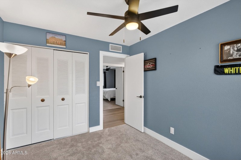 23-web-or-mls-05E Hopi Ave