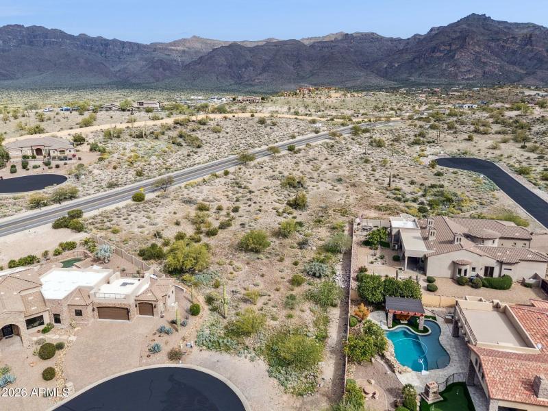13-web-or-mls-8952-e-quail-cove-ln