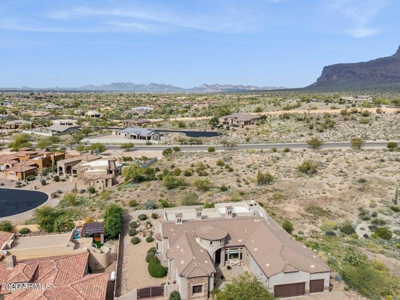3-web-or-mls-8952-e-quail-cove-ln