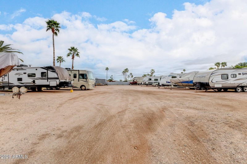 RENTAL SPACE FOR YOUR MOTORHOME