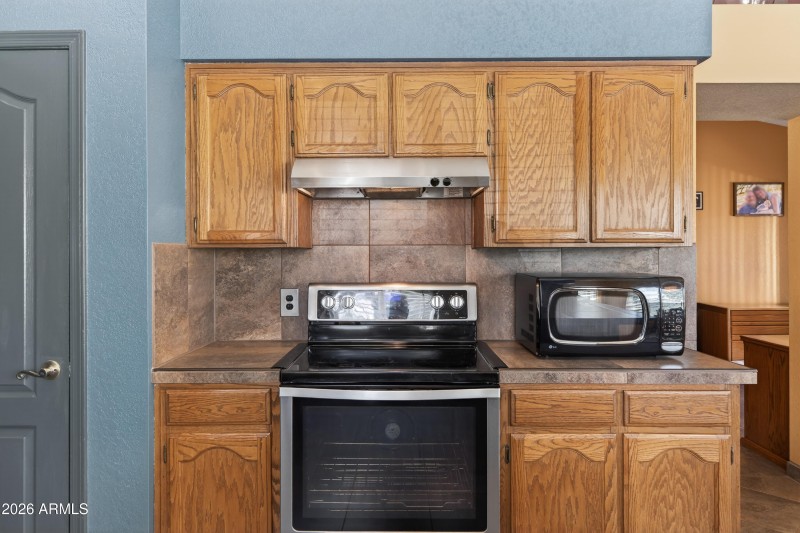 Interior - 4833 S Laguna Ave-4