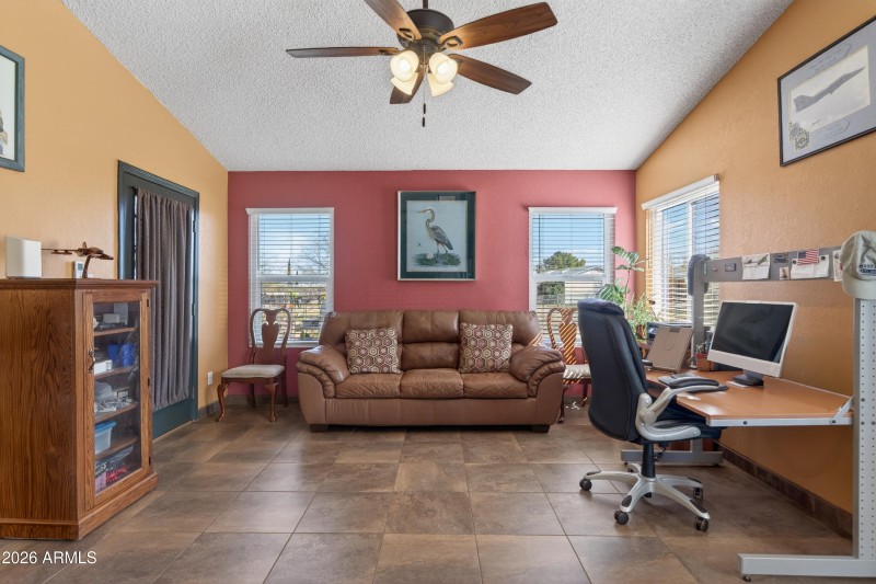 Interior - 4833 S Laguna Ave-6