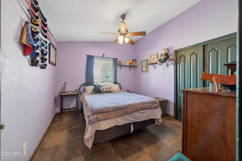 Interior - 4833 S Laguna Ave-20