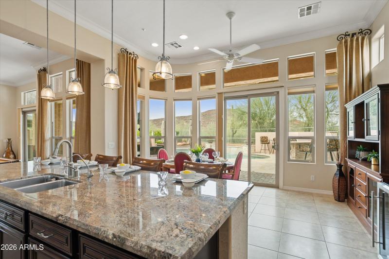 STUNNING GRANITE SLAB