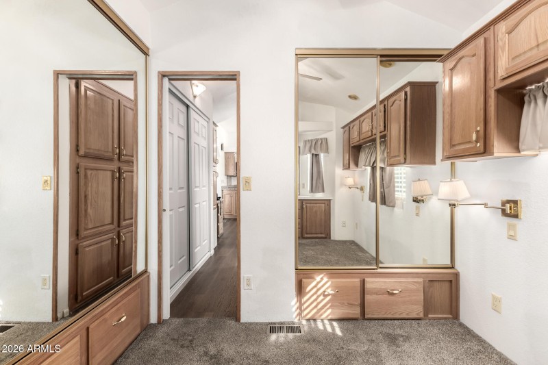 22 - Greenfield 111 #181