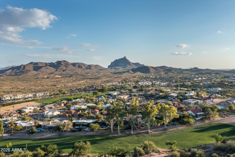 053_Aerial Golf Course Daytime II