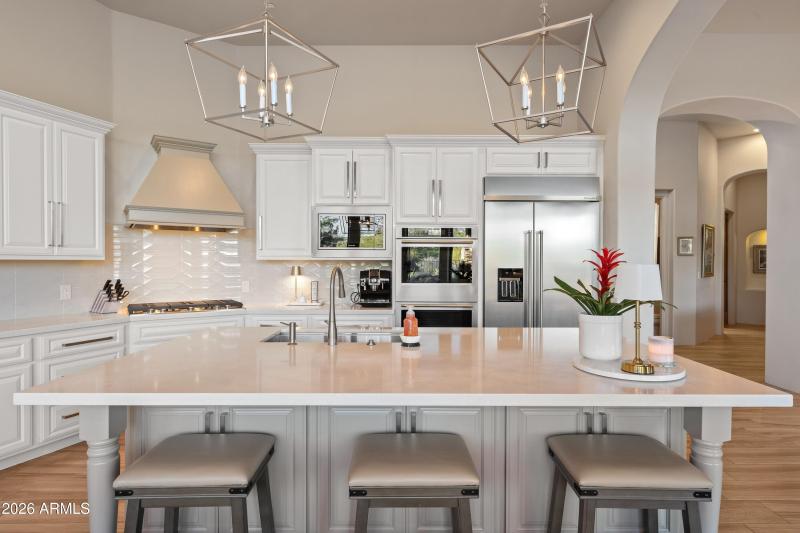 008_Kitchen Conversation