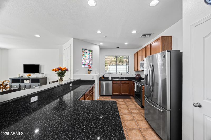 Stainless Steel/Granite Kitchen