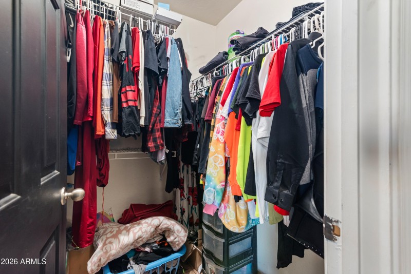 18_4984 e silverbell rd-18