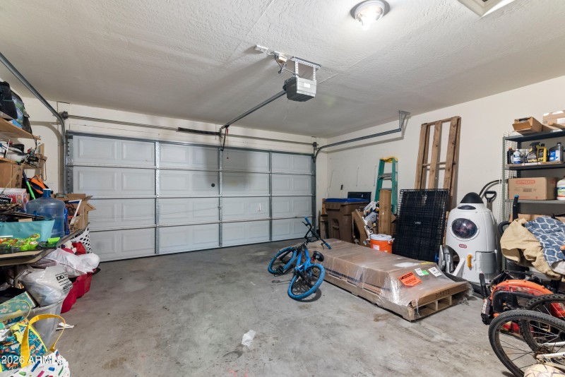 27_4984 e silverbell rd-27