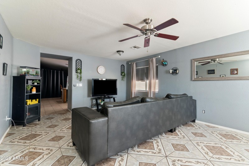 4_4984 e silverbell rd-4