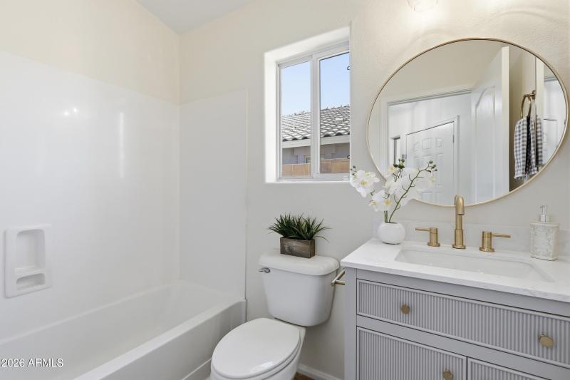 down stairs full bath