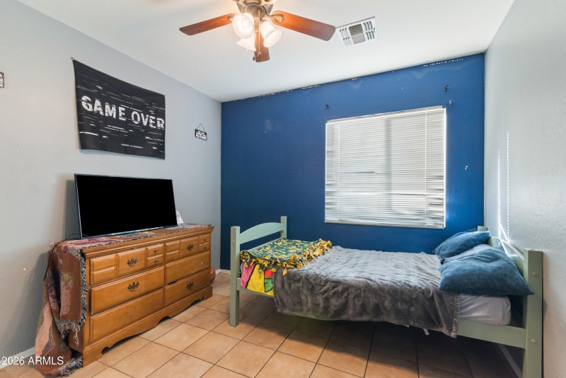 22_4984 e silverbell rd-22