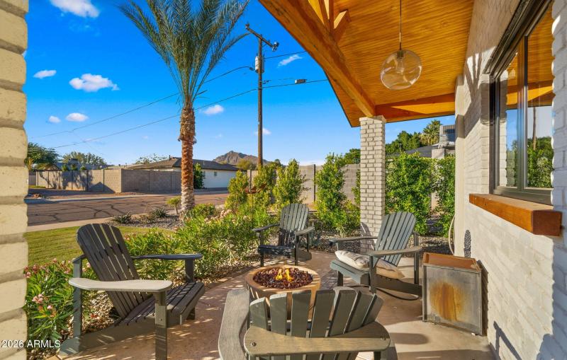 5-web-or-mls-Front yard1