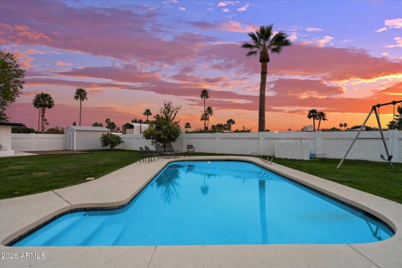 Resort-Style Pool w Views