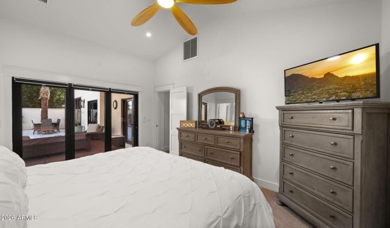 33-web-or-mls-Primary Bedroom1 2