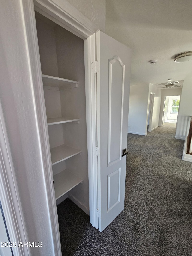 18293WElmSt_65513_15