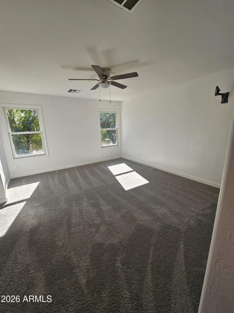 18293WElmSt_65513_19