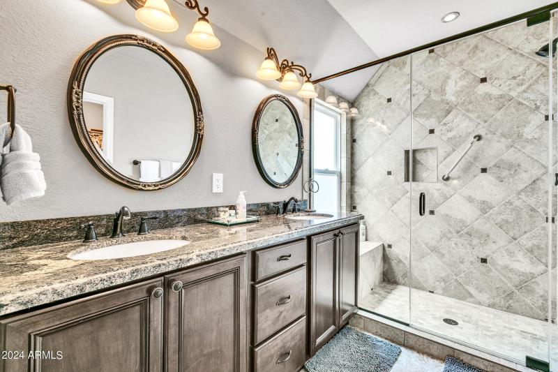 8889 E Meadow Hill Dr-18