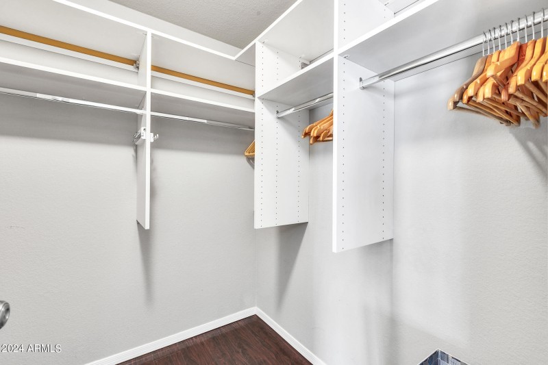 8889 E Meadow Hill Dr-21