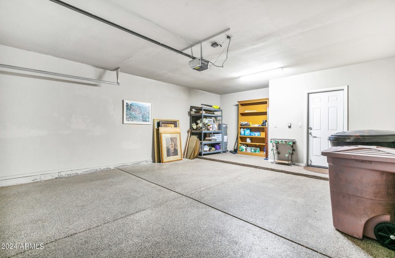 8889 E Meadow Hill Dr-39