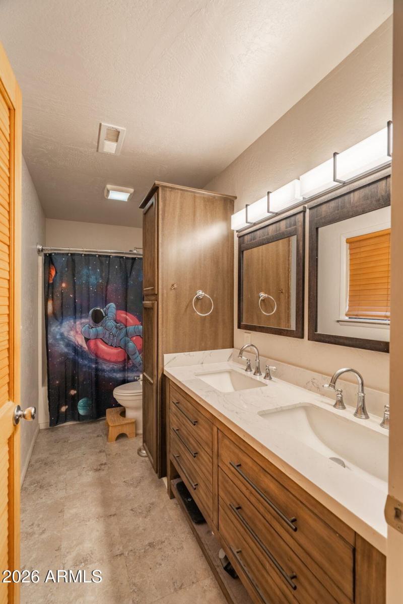 14-web-or-mls-263-s-11th-st