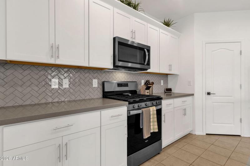 24-web-or-mls-40108-w-crane-dr