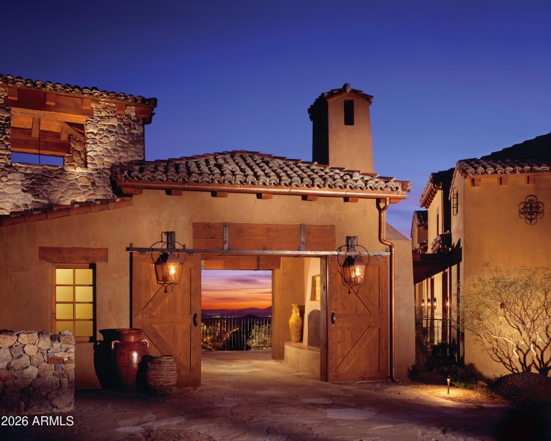 Chiricahua Clubhouse