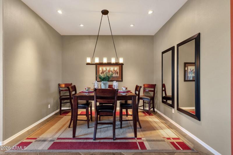 7-web-or-mls-4436-e-strawberry-dr