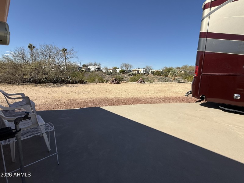 Borders Large Common Area (2)