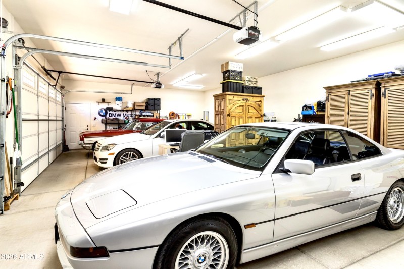 4 car garage heated cooled