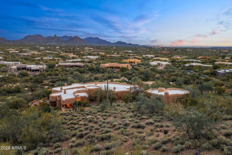 107-web-or-mls-8300-e-dixileta-dr-unit-2