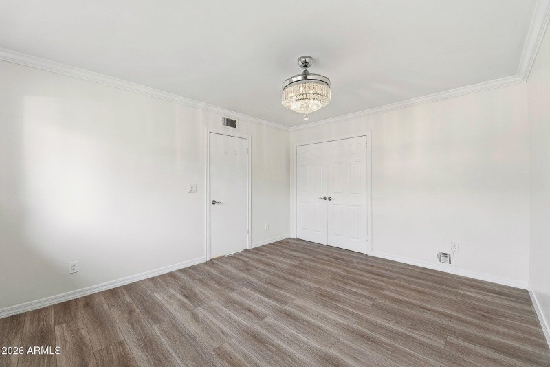 010_8935_n_82nd-6_916