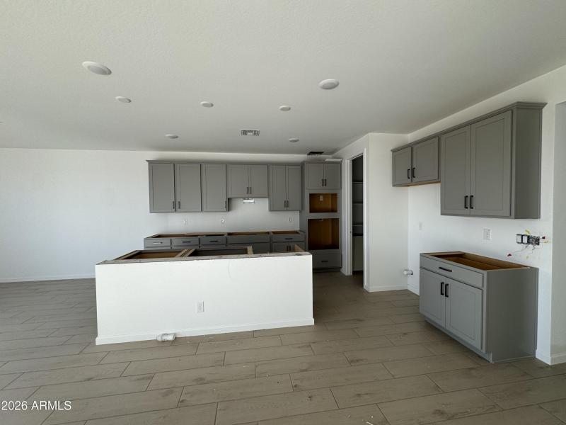 009 Kitchen