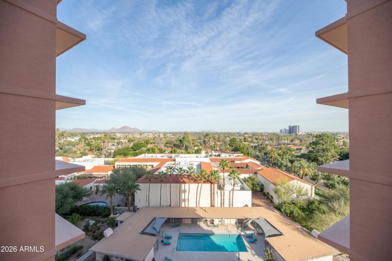 2201 N Central pool from above