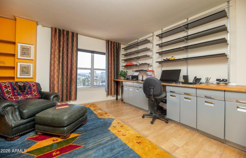 2201 N Central office