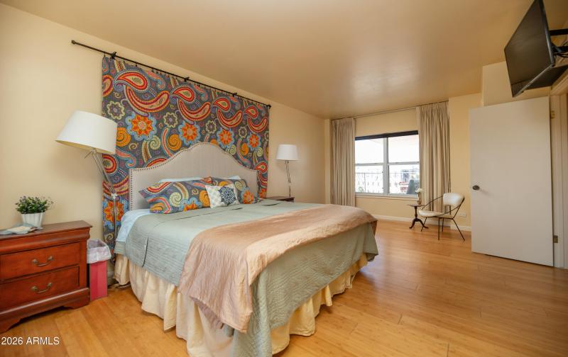 2201 N Central primary 2