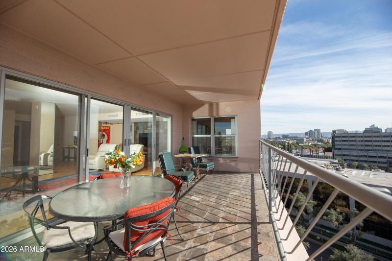 2201 N Central balcony 2