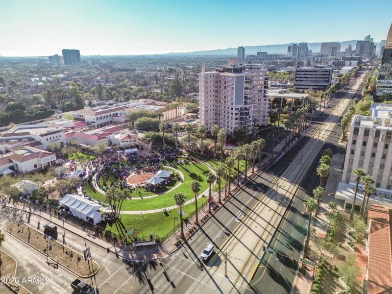 2201 N Central & Heard